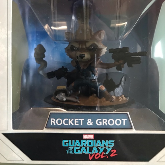 Groot and Rocket figure - Picture 2 of 3